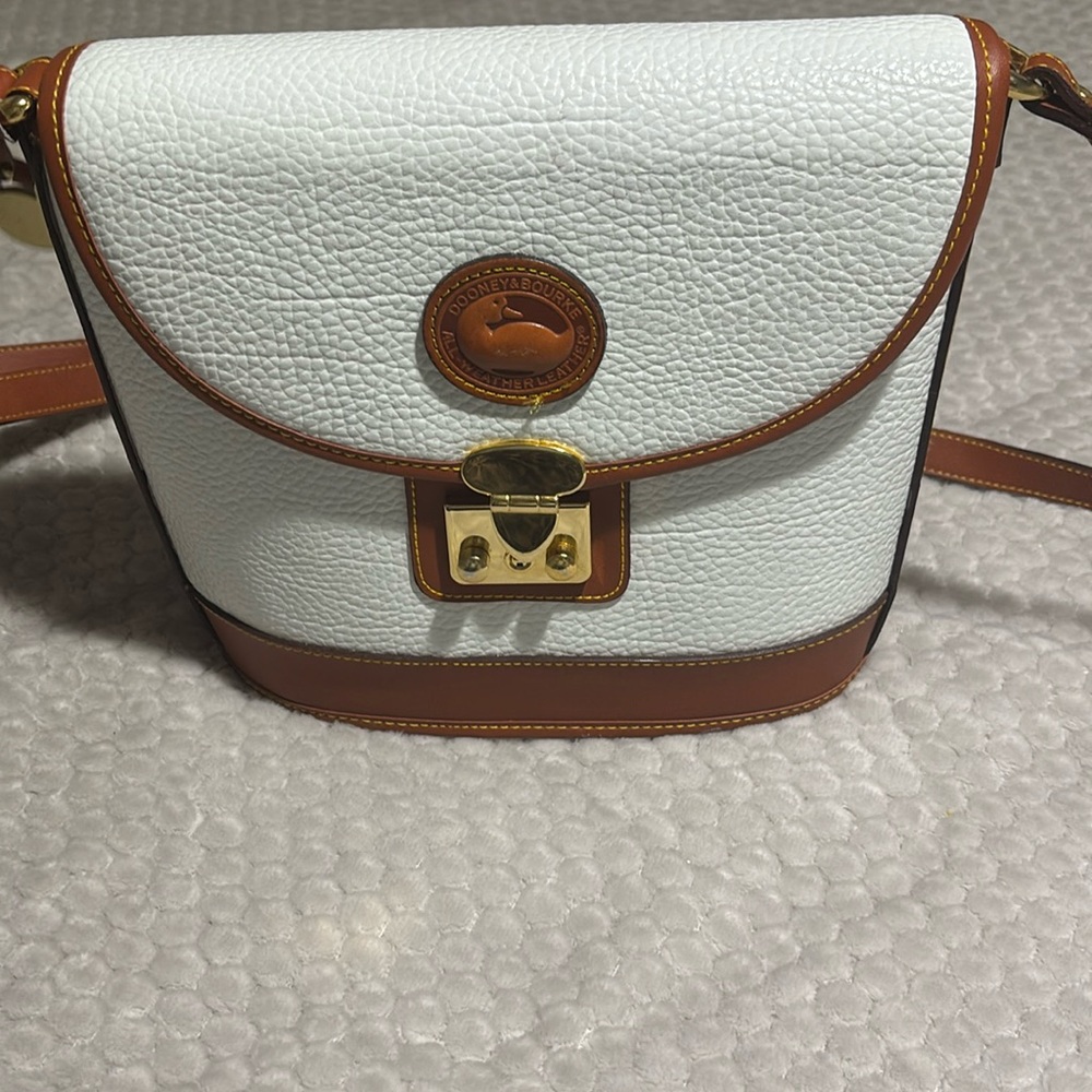 Dooney & Bourke vintage leather cream and tan purse